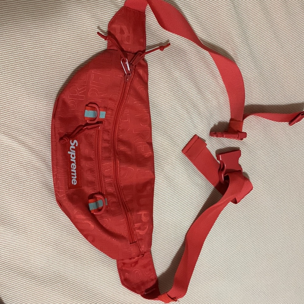 Supreme Fanny pack - Picture 2 of 5